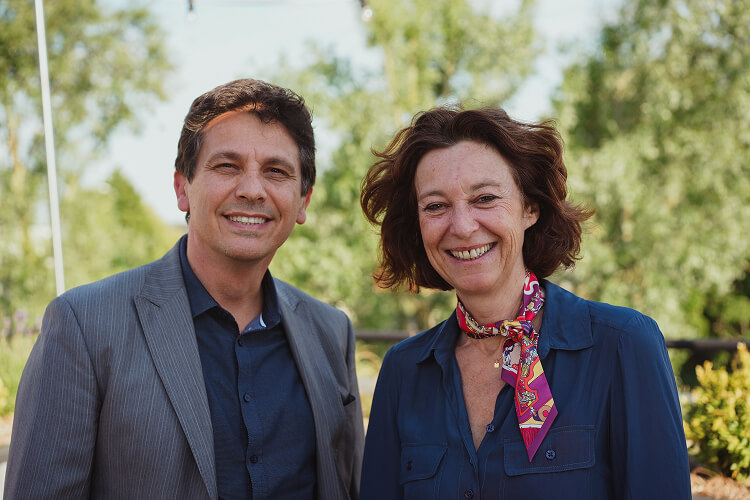 Benjamin et Catherine, fondateurs d’EOL CONSEIL depuis 1997, spécialistes de l’accompagnement humain et de la prévention des risques.